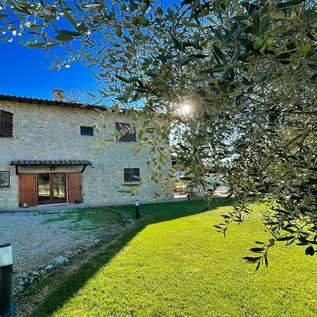 Hotel Todi By The Poolslps 10exc Pooltodi 5 Kmsrestaurant 05 Kms-both Easy Walks 4*