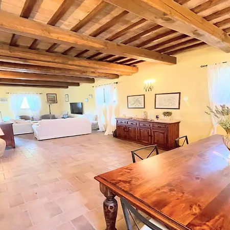 Todi By The Poolslps 10exc Pooltodi 5 Kmsrestaurant 05 Kms-both Easy Walks Hotel Petroro
