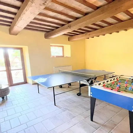 Todi By The Poolslps 10exc Pooltodi 5 Kmsrestaurant 05 Kms-both Easy Walks Hotel