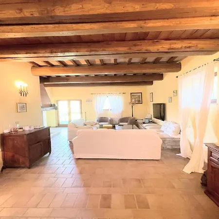 酒店 Todi By The Poolslps 10exc Pooltodi 5 Kmsrestaurant 05 Kms-both Easy Walks