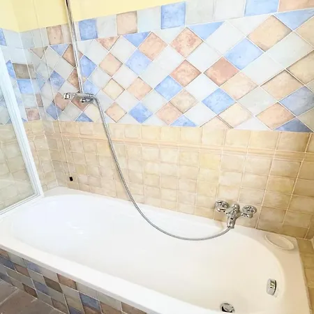 Todi By The Poolslps 10exc Pooltodi 5 Kmsrestaurant 05 Kms-both Easy Walks 4*