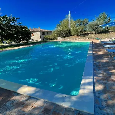 Todi By The Poolslps 10exc Pooltodi 5 Kmsrestaurant 05 Kms-both Easy Walks 酒店