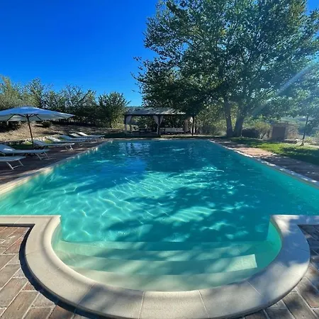 Hotel Todi By The Poolslps 10exc Pooltodi 5 Kmsrestaurant 05 Kms-both Easy Walks Petroro