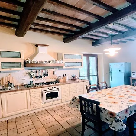 Todi By The Poolslps 10exc Pooltodi 5 Kmsrestaurant 05 Kms-both Easy Walks Hotel 4*