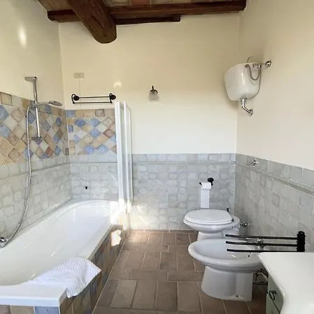 酒店 Todi By The Poolslps 10exc Pooltodi 5 Kmsrestaurant 05 Kms-both Easy Walks