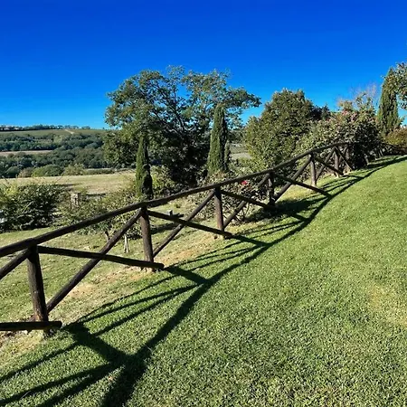 Todi By The Poolslps 10exc Pooltodi 5 Kmsrestaurant 05 Kms-both Easy Walks Petroro